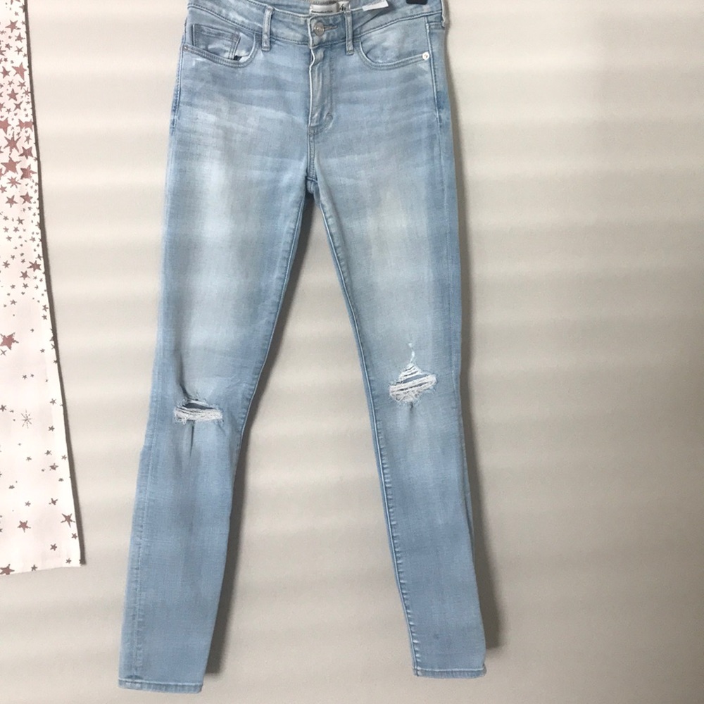 Abercrombie & Fitch super skinny light wash jeans
